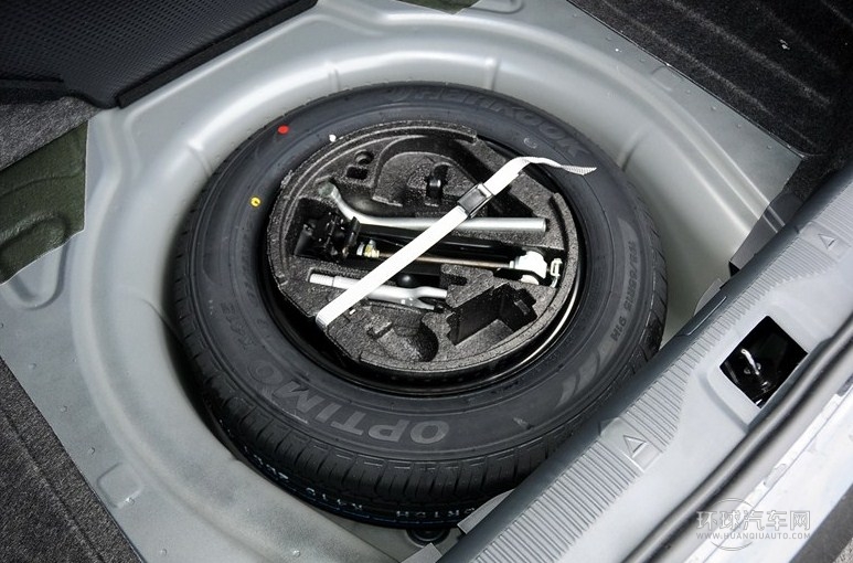 2014款 1.6L 手動逸俊版