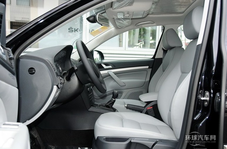 2014款 1.6L 手動逸俊版