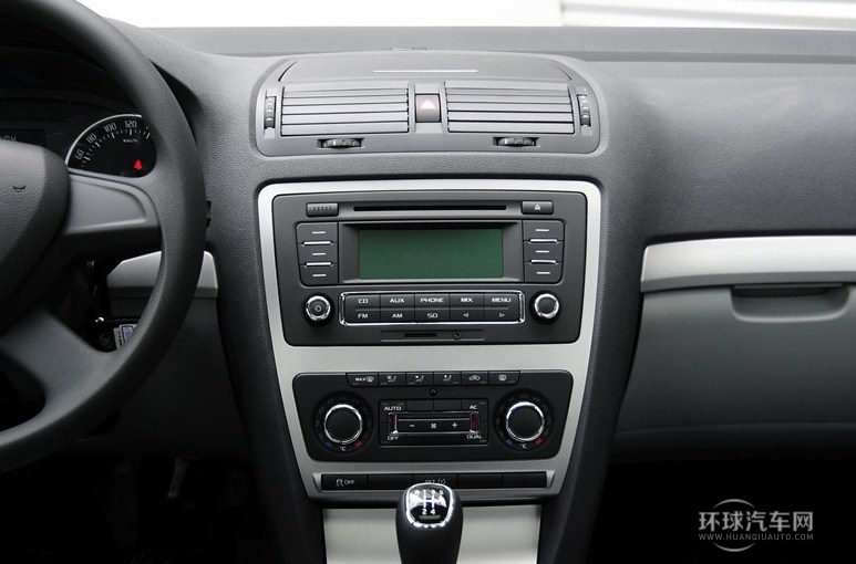 2014款 1.6L 手動逸俊版