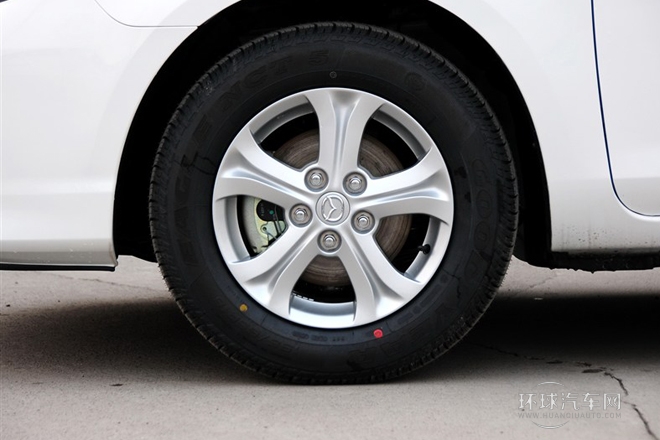 2012款 1.6L 手動經(jīng)典標(biāo)準(zhǔn)型