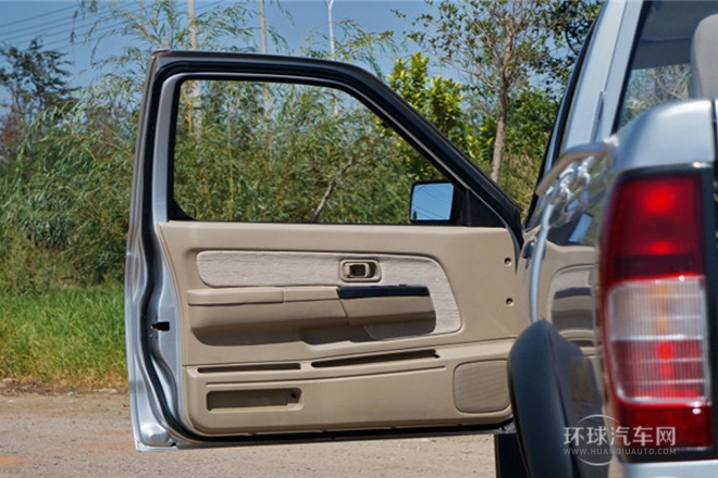 2013款 2.5T柴油四驅(qū)標準型ZD25TCI