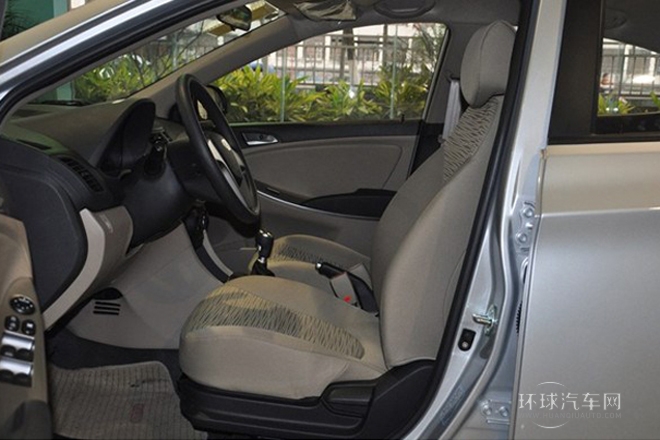 2014款 三廂 1.6L 自動領(lǐng)先型GLX