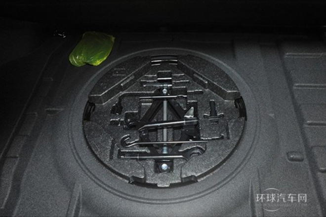 2014款 5.0 GDi 加長尊享版
