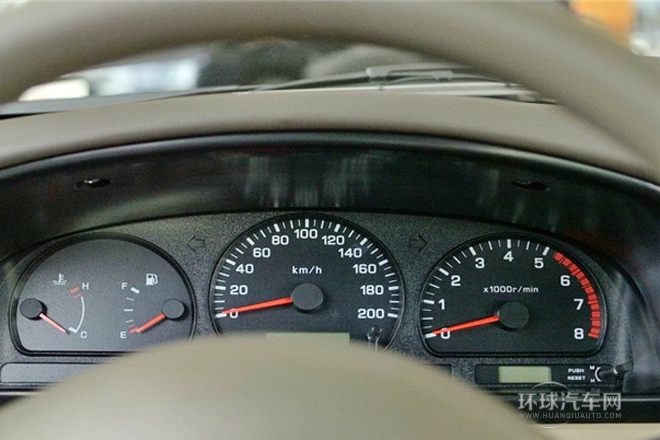 2013款 2.5T柴油兩驅豪華型ZD25TCI