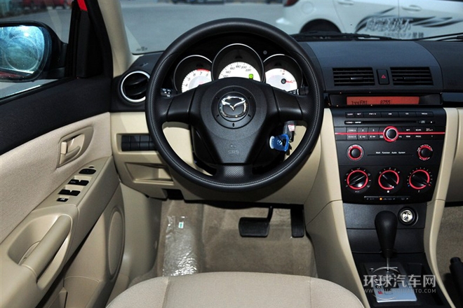 2012款 1.6L 自動經(jīng)典標(biāo)準(zhǔn)型