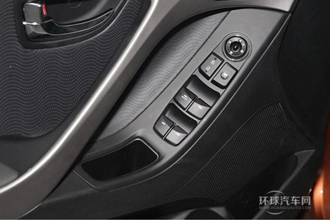 2013款 1.6L 自動(dòng)領(lǐng)先型