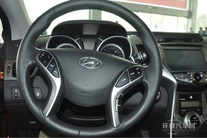 2013款 1.6L 自動(dòng)領(lǐng)先型