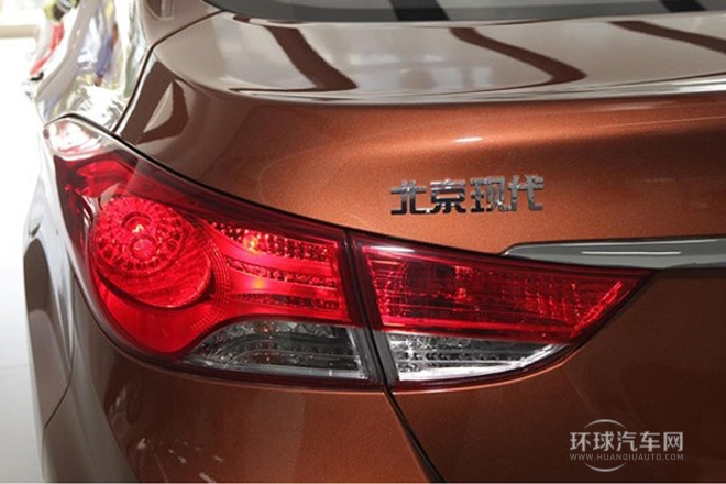 2013款 1.6L 自動領(lǐng)先型