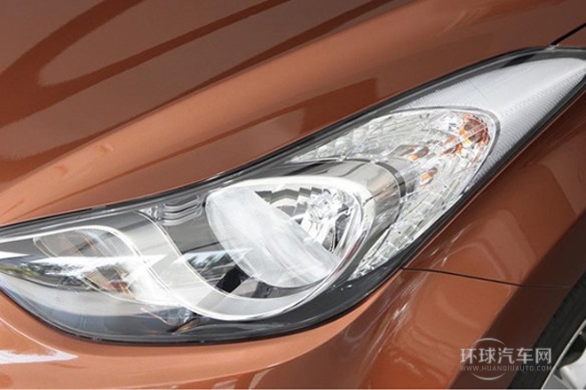 2013款 1.6L 自動領(lǐng)先型