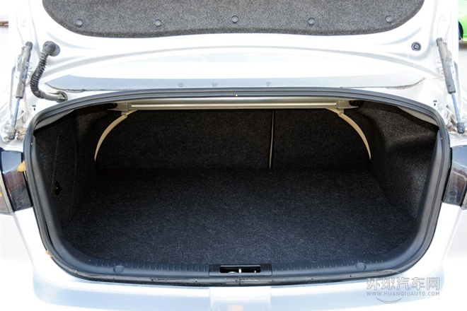 2012款 1.6L 自動(dòng)經(jīng)典特惠型