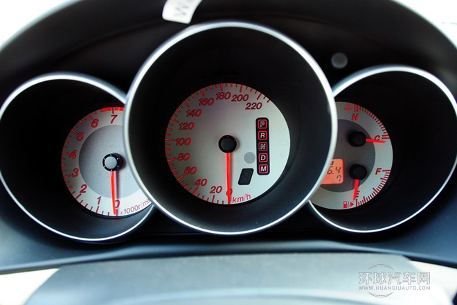 2012款 1.6L 自動經(jīng)典特惠型