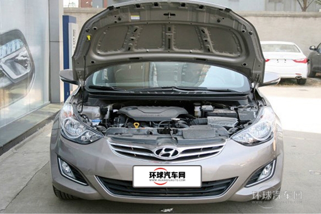 2013款 1.6L 自動(dòng)尊貴型