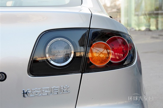 2012款 1.6L 自動經(jīng)典特惠型