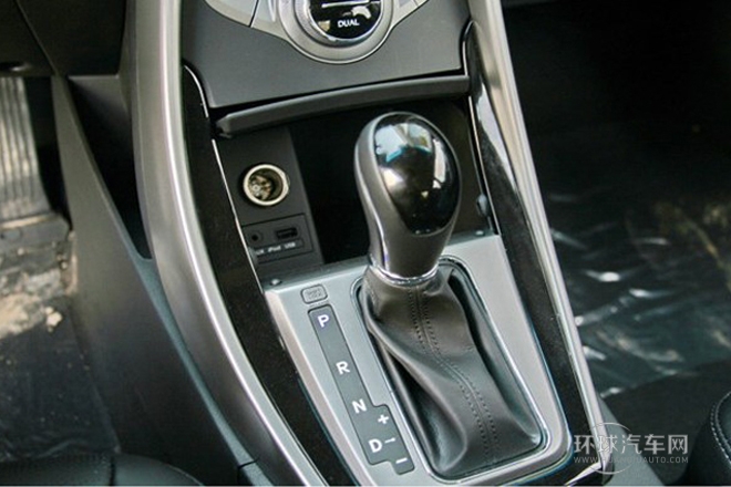 2013款 1.6L 自動(dòng)尊貴型