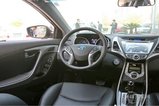 2013款 1.6L 自動(dòng)尊貴型