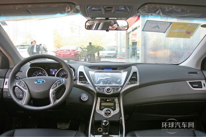 2013款 1.6L 自動尊貴型