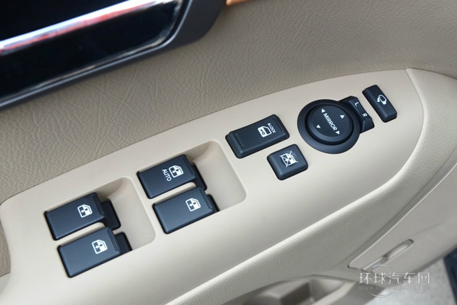 2015款 3.8L 豪華版 國(guó)V