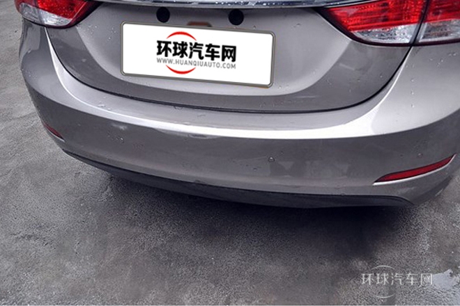 2012款 1.6L 自動(dòng)時(shí)尚型