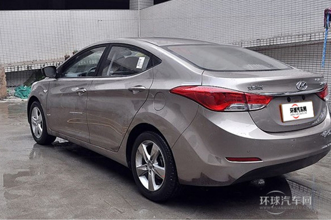 2012款 1.6L 自動(dòng)時(shí)尚型