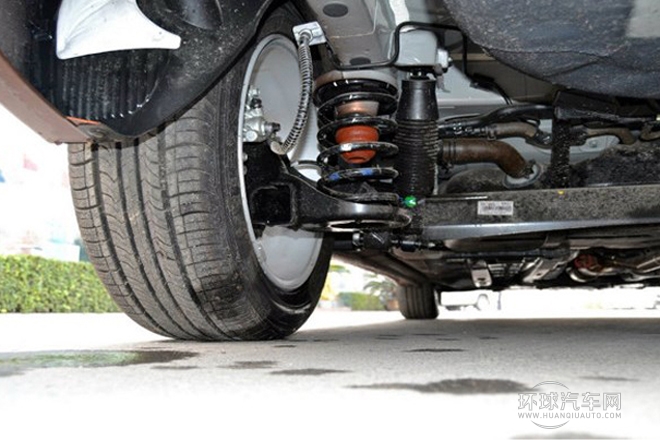 2012款 1.6L 手動(dòng)領(lǐng)先型