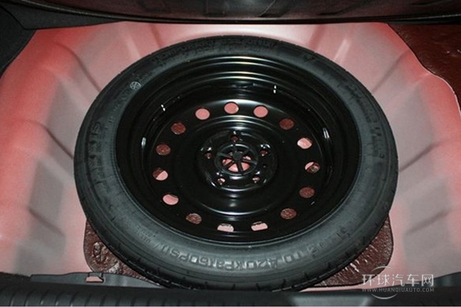 2012款 1.8L 自動(dòng)尊貴型