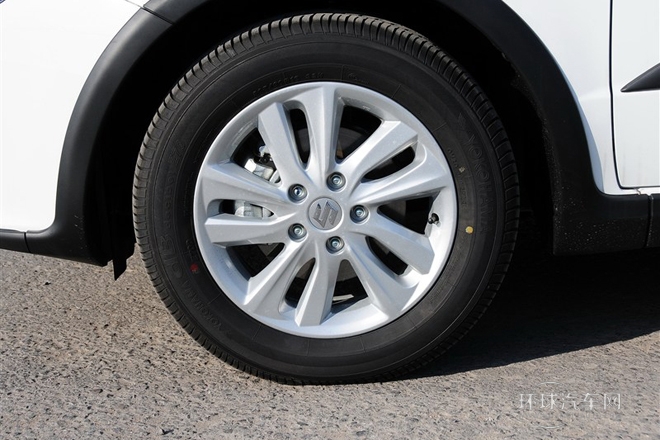 2012款 銳騎 1.6L 自動運(yùn)動型
