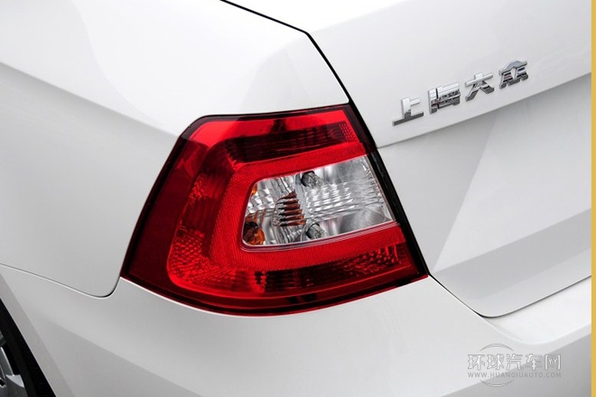 2013款 1.4L 手動(dòng)樂選型