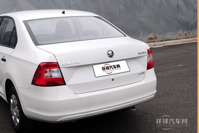 2013款 1.4L 手動(dòng)樂選型
