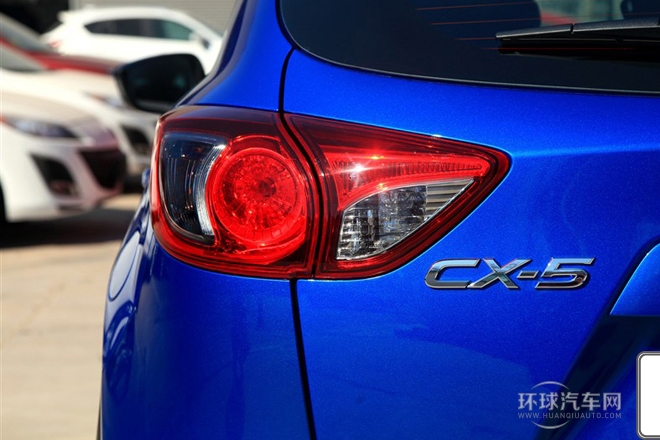 2014款 2.0L 自動兩驅(qū)都市型