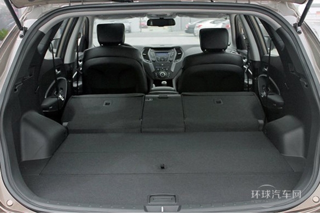 2013款 2.4L 手動兩驅(qū)舒適型