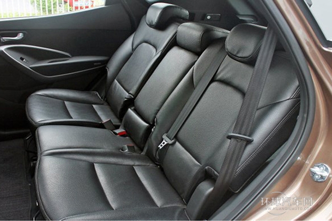 2013款 2.4L 手動(dòng)兩驅(qū)舒適型