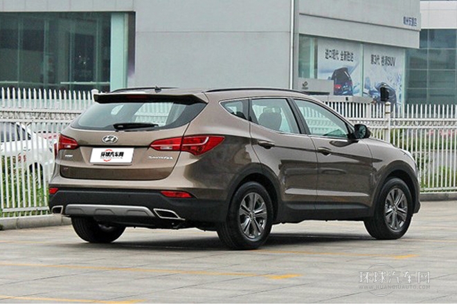 2013款 2.4L 手動兩驅(qū)舒適型
