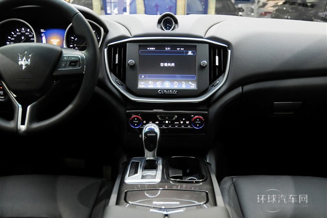 Ghibli 2014款 3.0T 標(biāo)準(zhǔn)版
