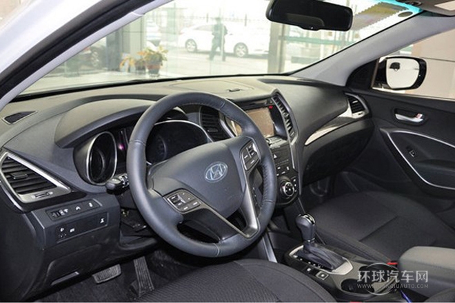 2013款 2.4L 自動四驅(qū)舒適型