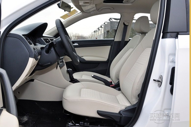2013款 1.6L 自動(dòng)智選型