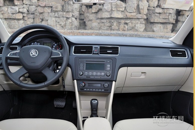 2013款 1.6L 自動智選型