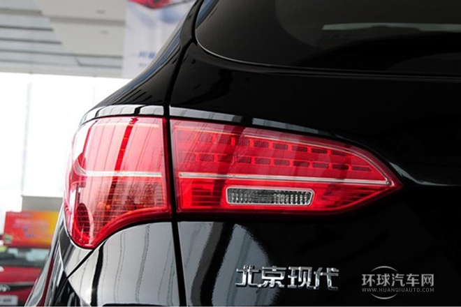 2013款 2.4L 自動(dòng)兩驅(qū)智能型