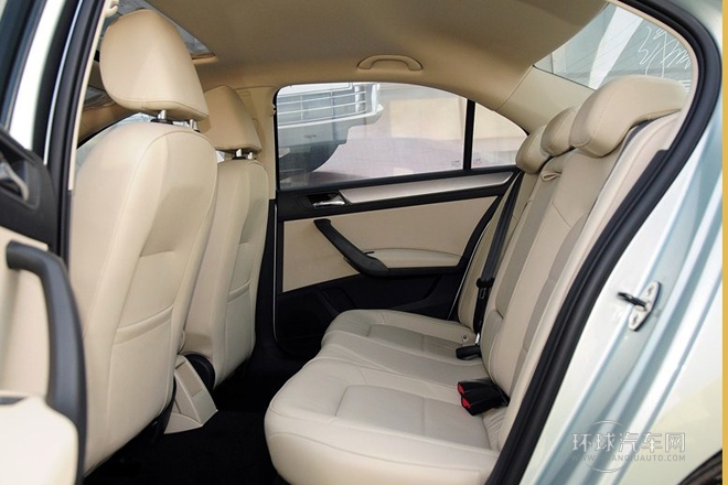 2013款 1.6L 自動(dòng)優(yōu)選型
