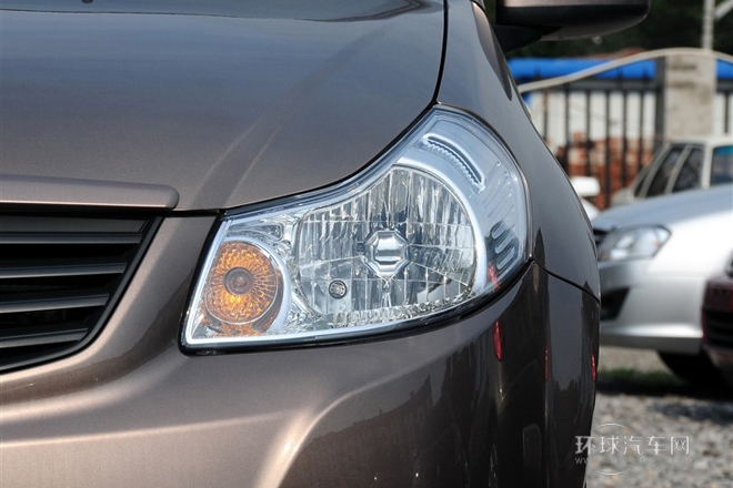 2012款 1.6L 自動(dòng)實(shí)用升級(jí)版