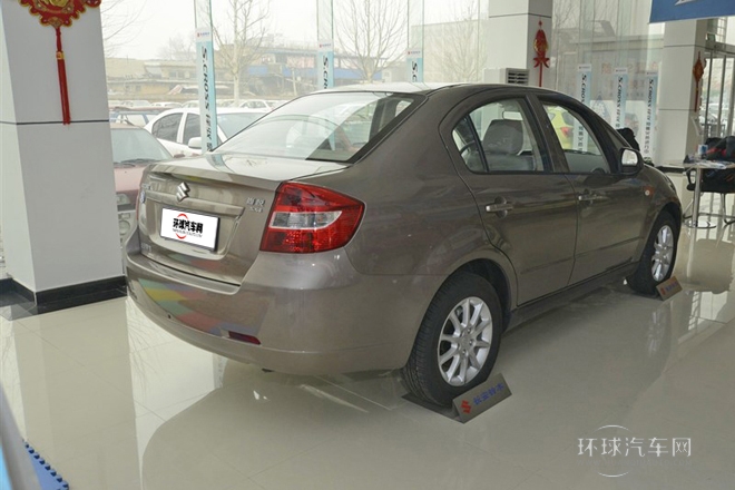 2012款 1.6L 手動(dòng)舒適型