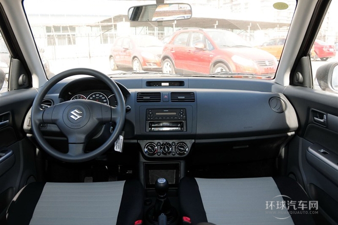 2013款 1.3L 手動超值版