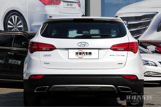 2013款 改款 2.0T 自動(dòng)四驅(qū)尊貴型