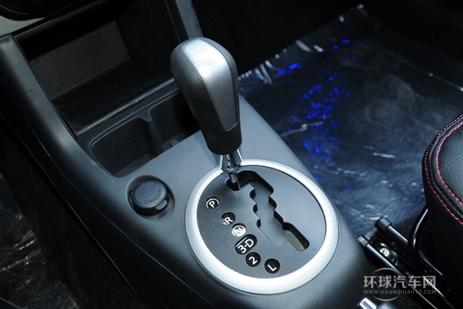 2013款 1.5L 自動(dòng)20周年限量版