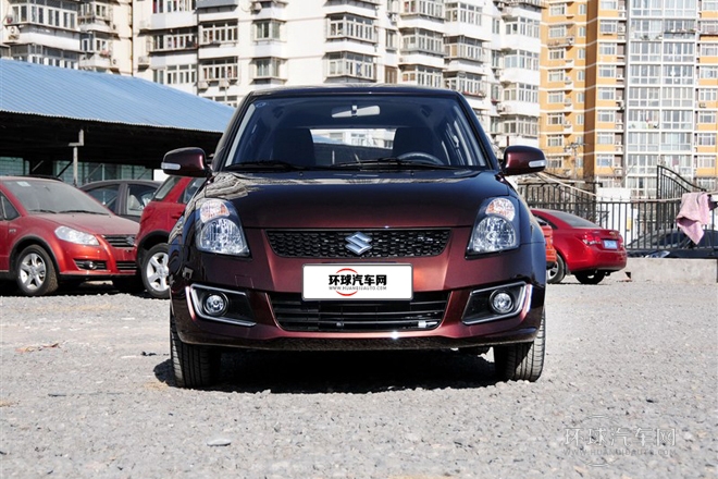 2013款 1.5L 手動標(biāo)準(zhǔn)版