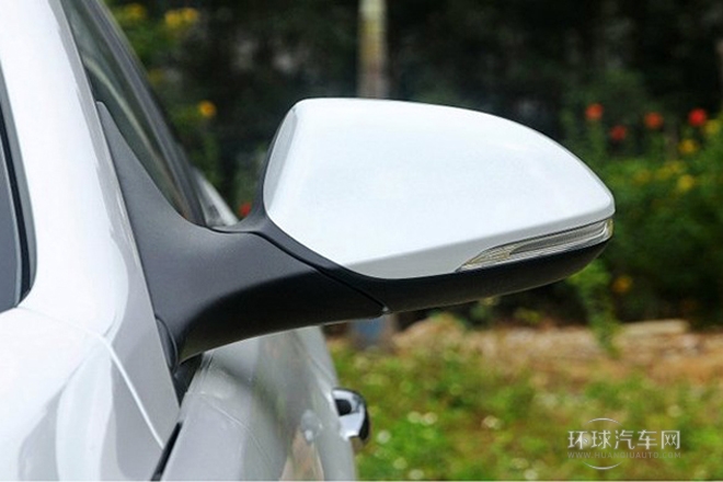 2014款 1.8L 自動(dòng)尊貴型