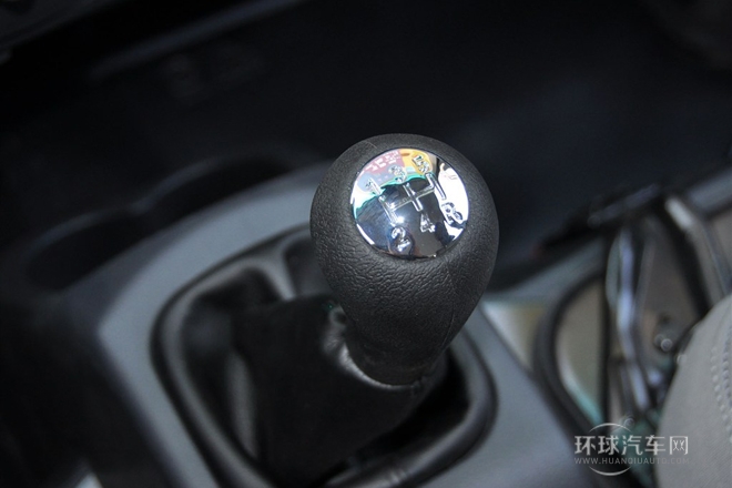 2013款 1.3L 標(biāo)準(zhǔn)型