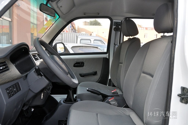 2013款 1.3L 標(biāo)準(zhǔn)型