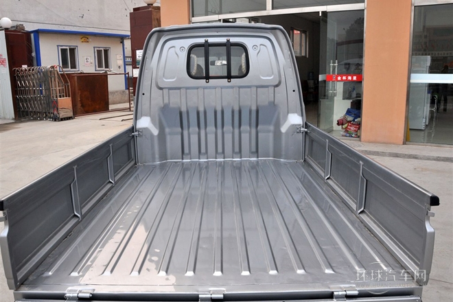 2012款 1.0L標(biāo)準(zhǔn)型DL465Q5