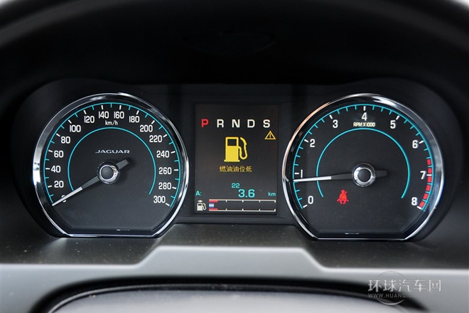 2015款 XF 2.0T 風(fēng)華版