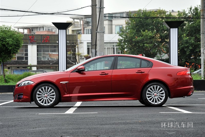 2015款 XF 3.0 SC R-Sport 豪華版